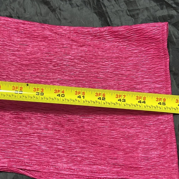 NWT Nasty Gal Textured Jacquard Split Detail Trouser in Hot Pink. Size 2 US. NWT - Picture 4 of 5